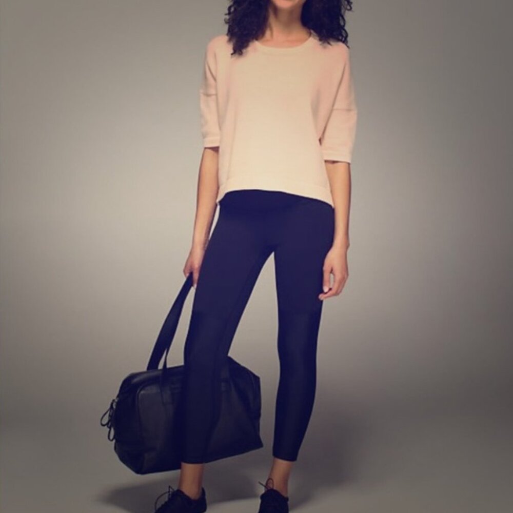 Lululemon Butter Pink Bhakti Reality Short Sleeve Yoga Running Hiking Top- Sz 10